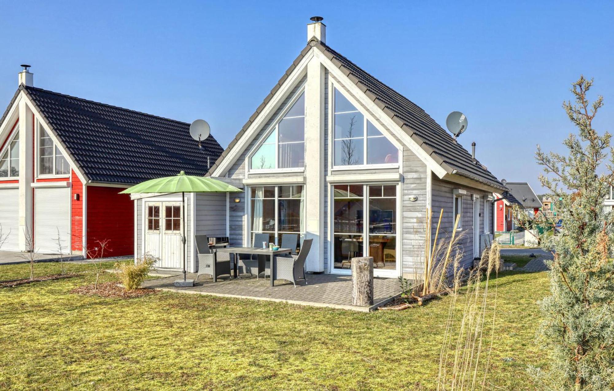 2 Bedroom Stunning Home In Zerpenschleuse Exterior foto